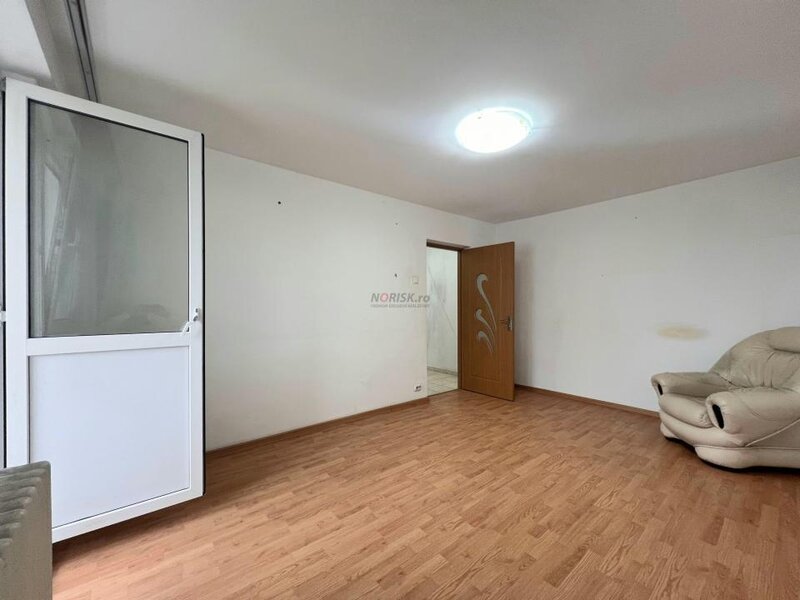 Drumul Taberei 2 Camere 38MP  Decomandat  Metrou